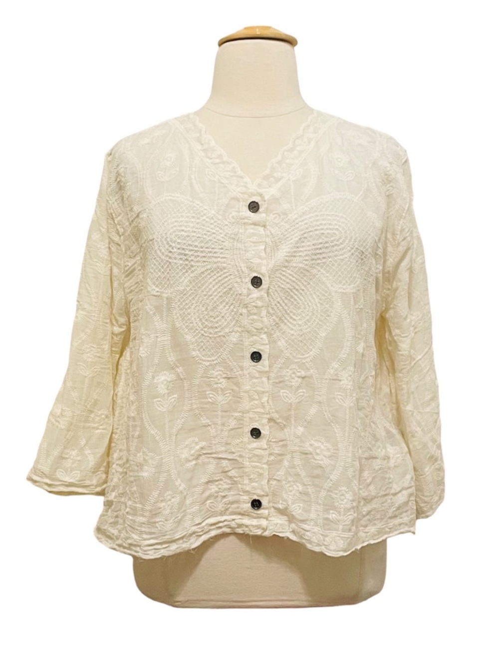 POL Women’s Embroidered Button-Front Antique White Top OS